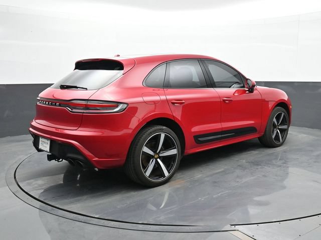 Certified 2022 Porsche Macan AWD/4WD image 25