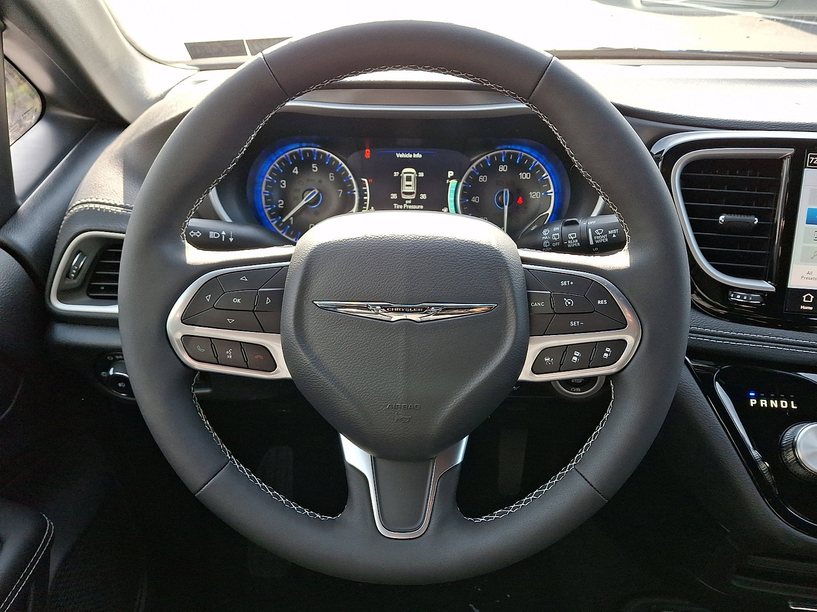 New 2026 Chrysler Pacifica Select image 13