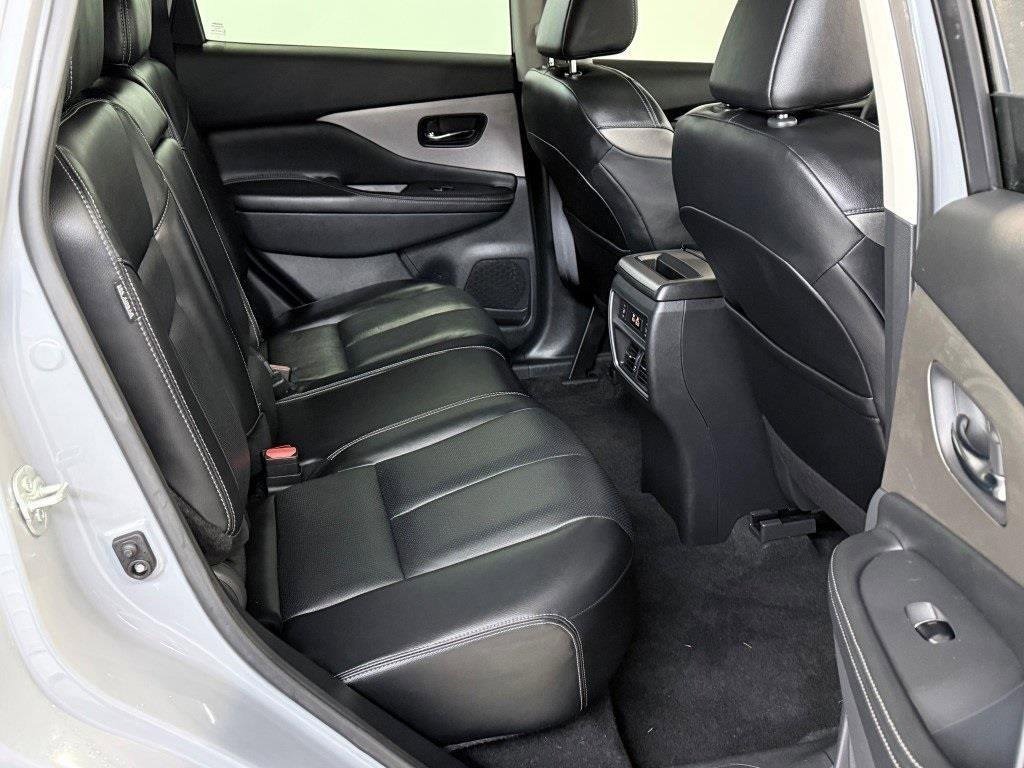 Used 2024 Nissan Murano SL image 16