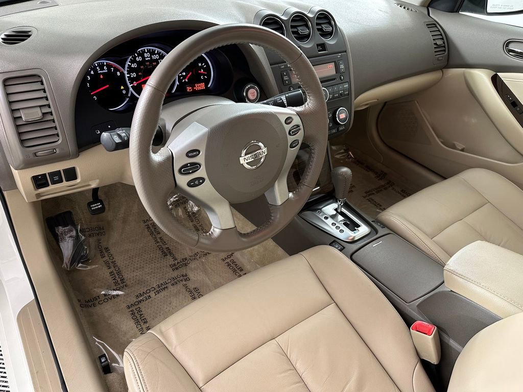 Used 2010 Nissan Altima 2.5 SL w/ SL Pkg image 15