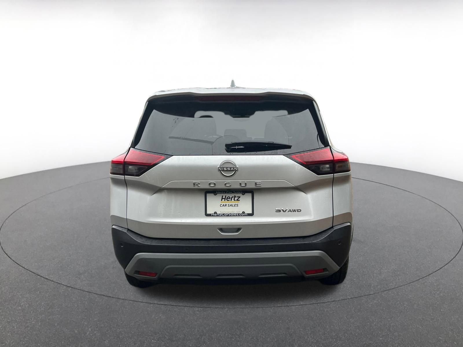 Used 2023 Nissan Rogue SV image 12