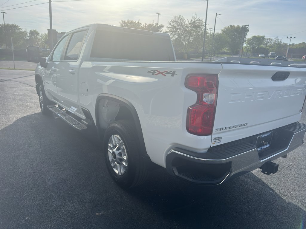 Used 2024 Chevrolet Silverado 2500 LT image 5