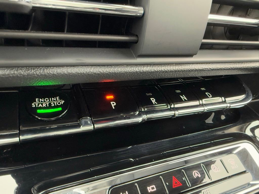 Used 2024 Lincoln Corsair AWD w/ Equipment Group 101A image 23