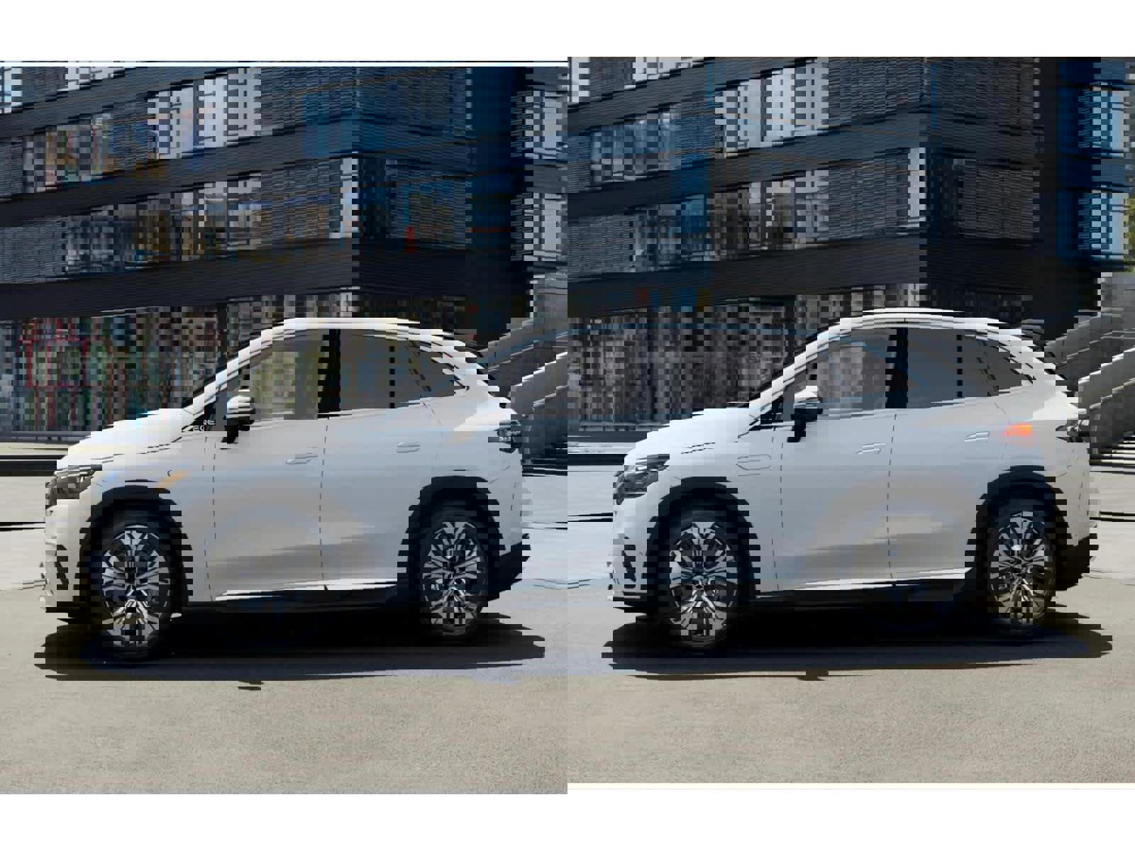 New 2026 Mercedes-Benz EQE 320+ SUV image 34