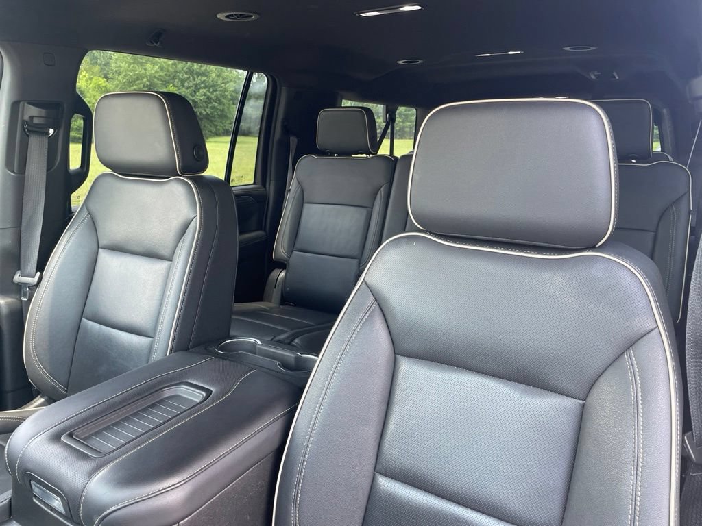 Used 2024 GMC Yukon XL SLT RWD image 33