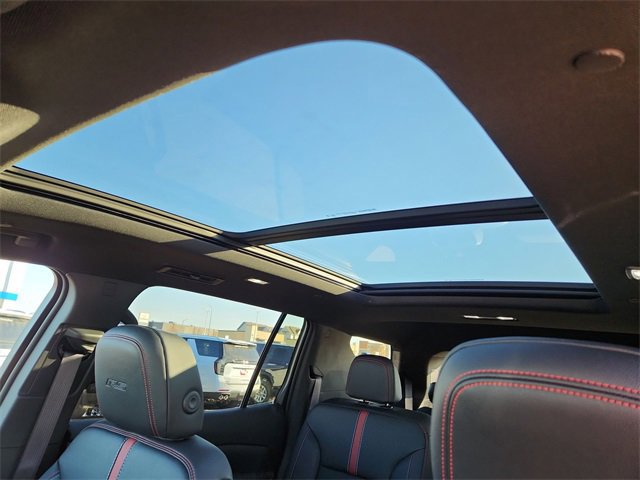 Certified 2024 Chevrolet Traverse RS image 18