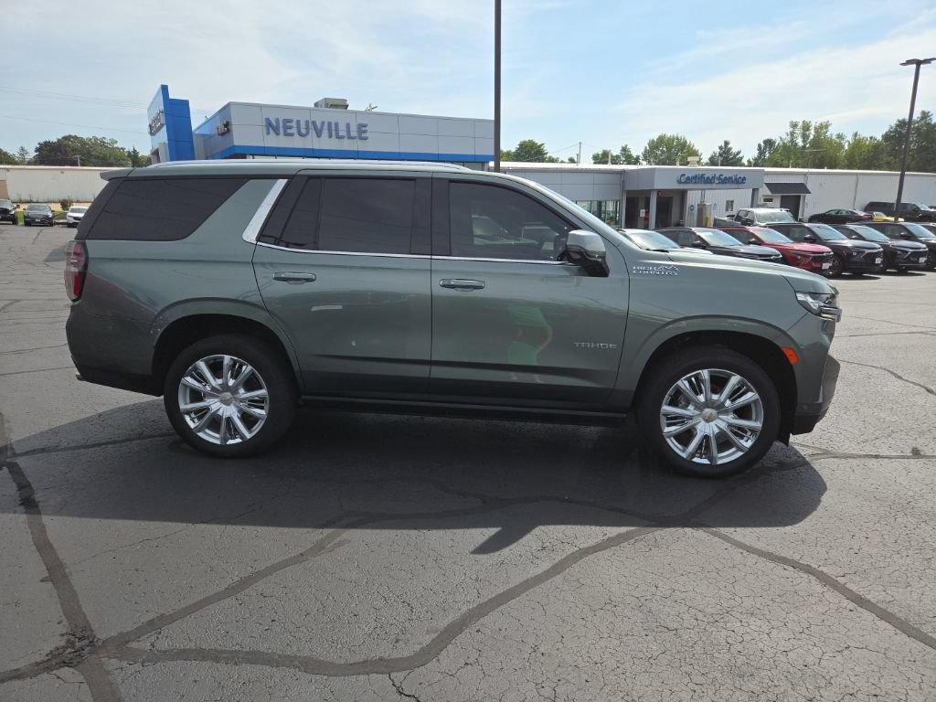 Certified 2024 Chevrolet Tahoe High Country w/ Advanced Technology Package AWD/4WD image 2