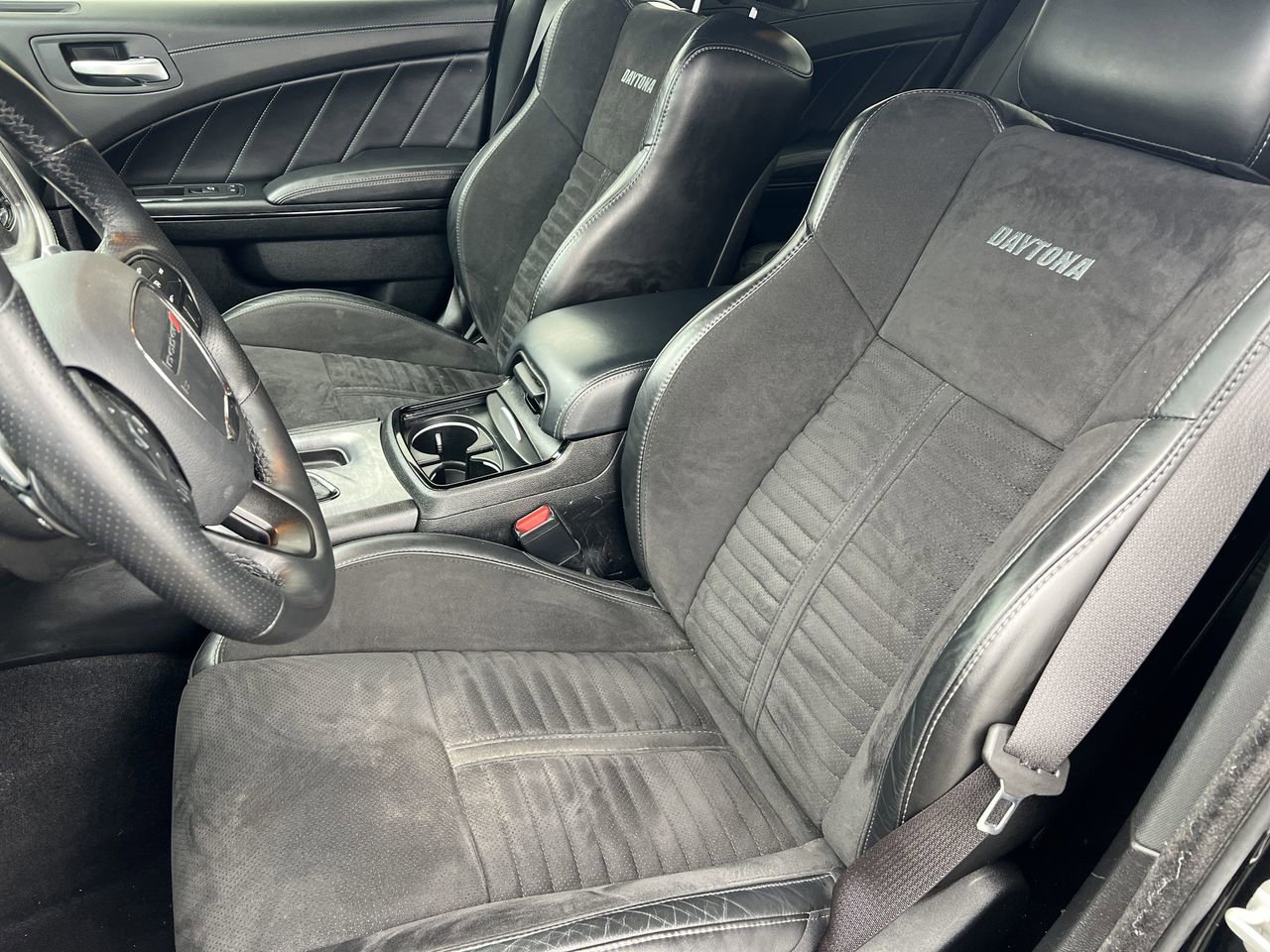 Used 2023 Dodge Charger Scat Pack w/ Daytona Edition Group image 22