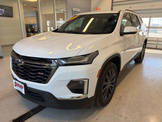 Used 2024 Chevrolet Traverse RS image 4