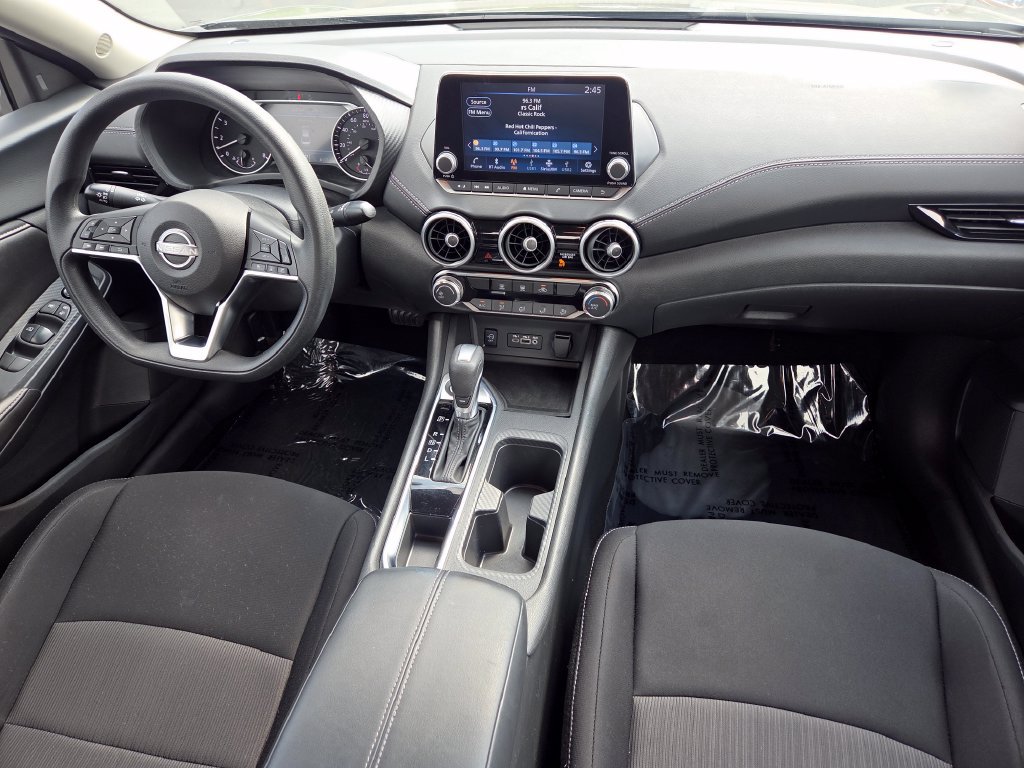Certified 2025 Nissan Sentra SV FWD image 28