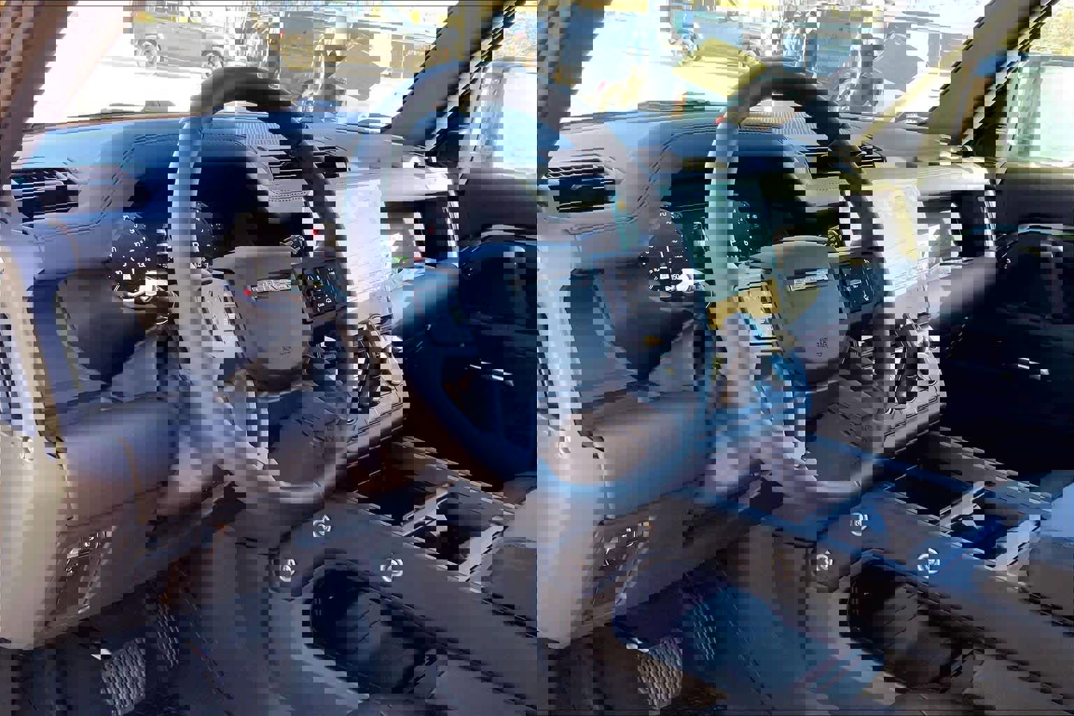 New 2026 Land Rover Defender 110 S image 9