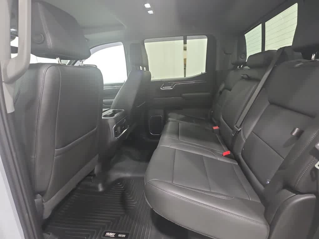 Certified 2024 Chevrolet Silverado 1500 LTZ w/ LTZ Premium Package AWD/4WD image 13