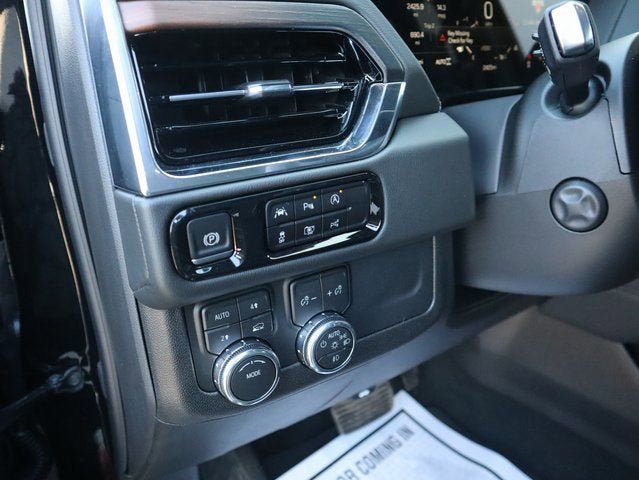New 2026 GMC Yukon XL Denali w/ Sun & Power Step Package AWD/4WD image 32
