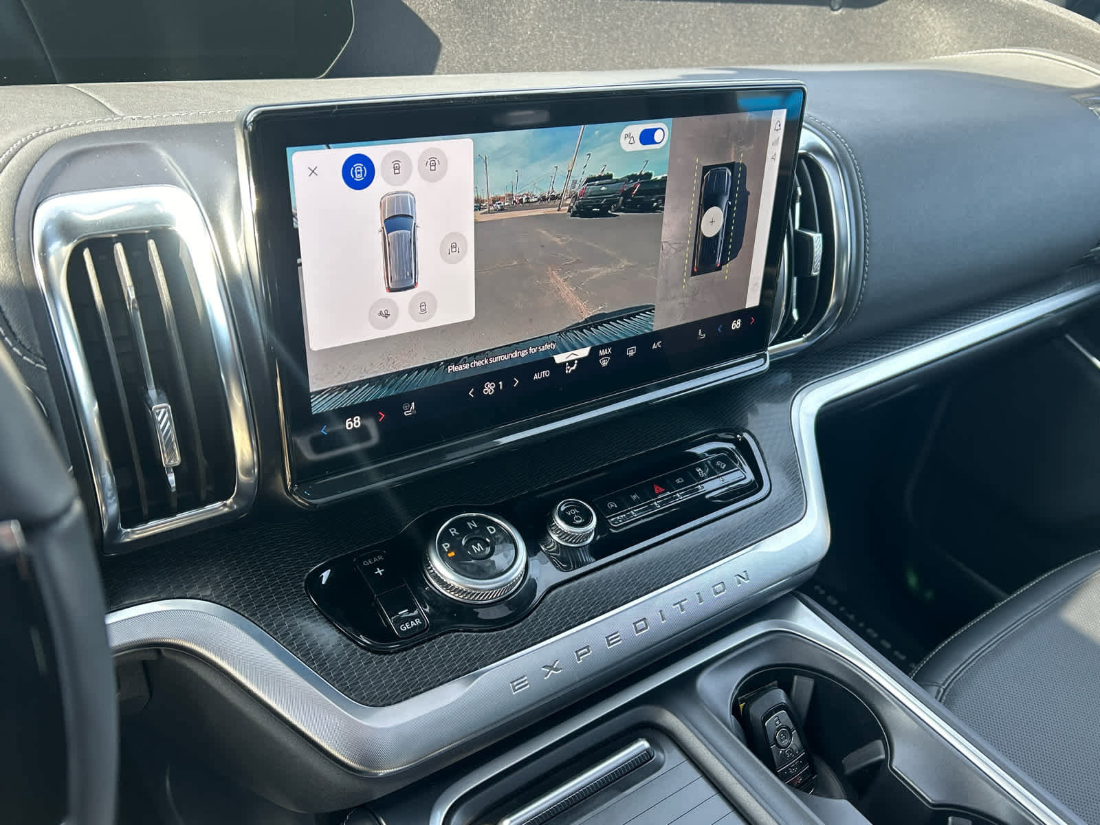 New 2026 Ford Expedition Platinum w/ Stealth Performance Package image 51