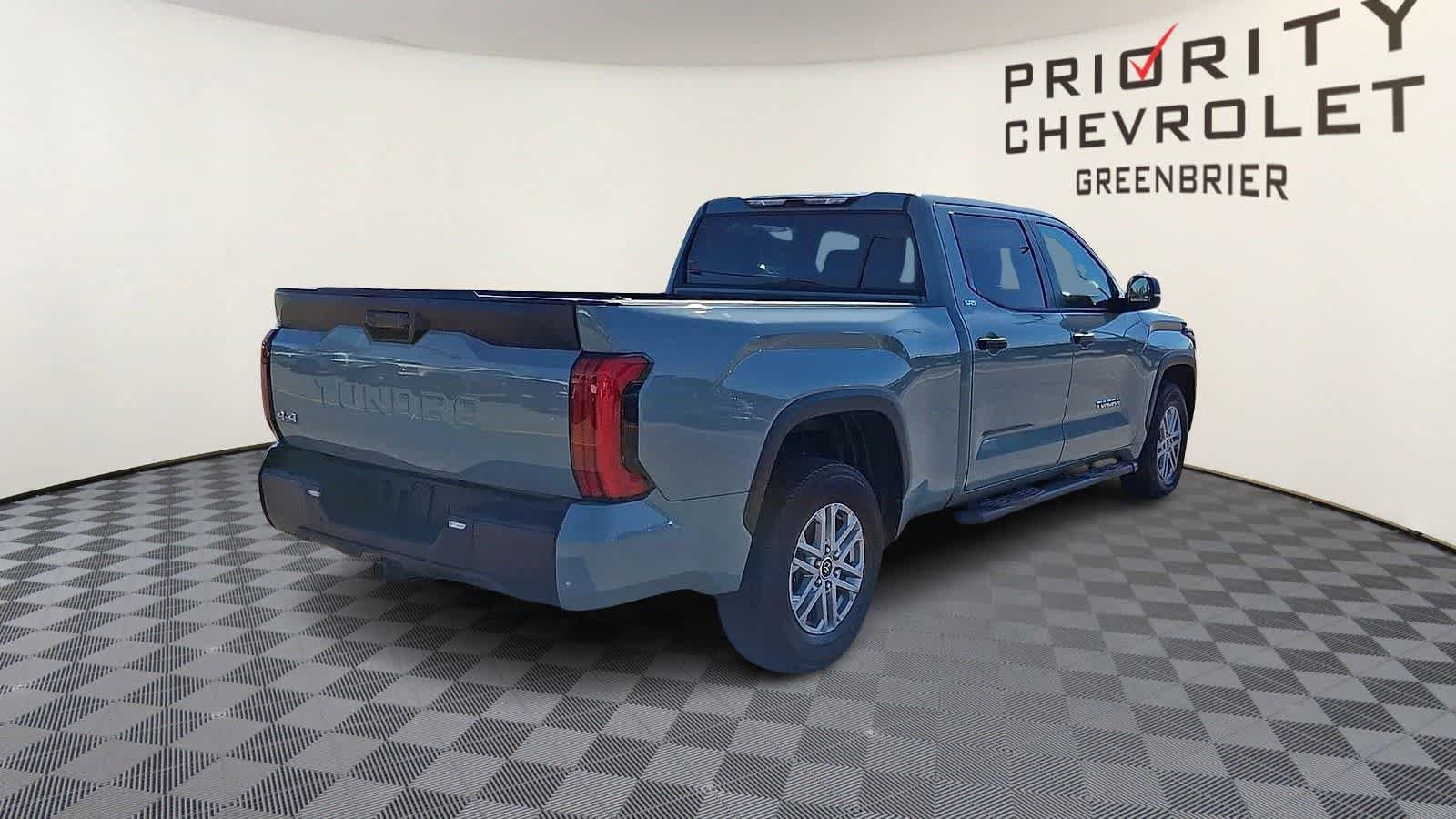 Used 2024 Toyota Tundra SR5 w/ SR5 Convenience Package image 8