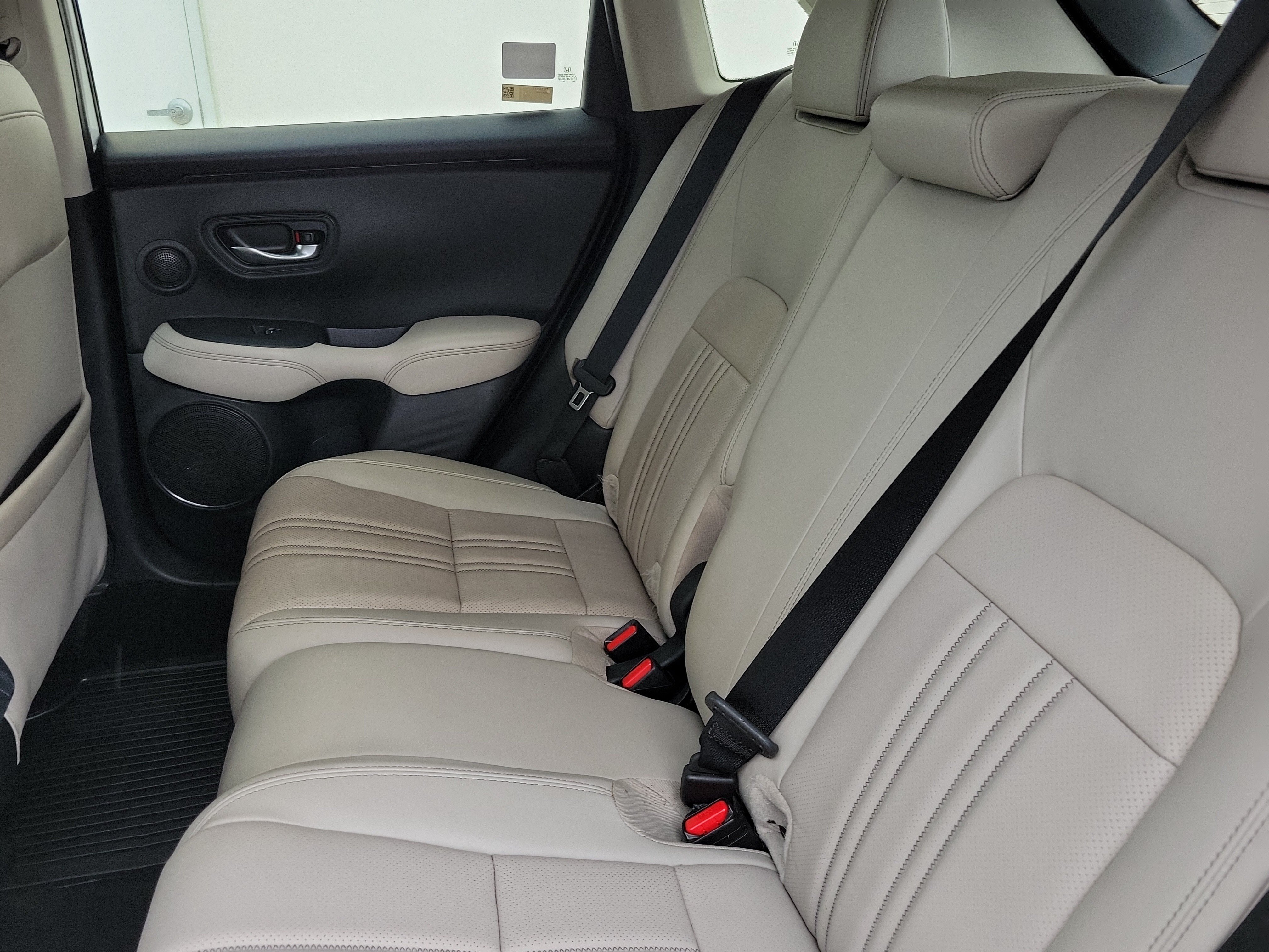 Used 2026 Honda HR-V EX-L image 15