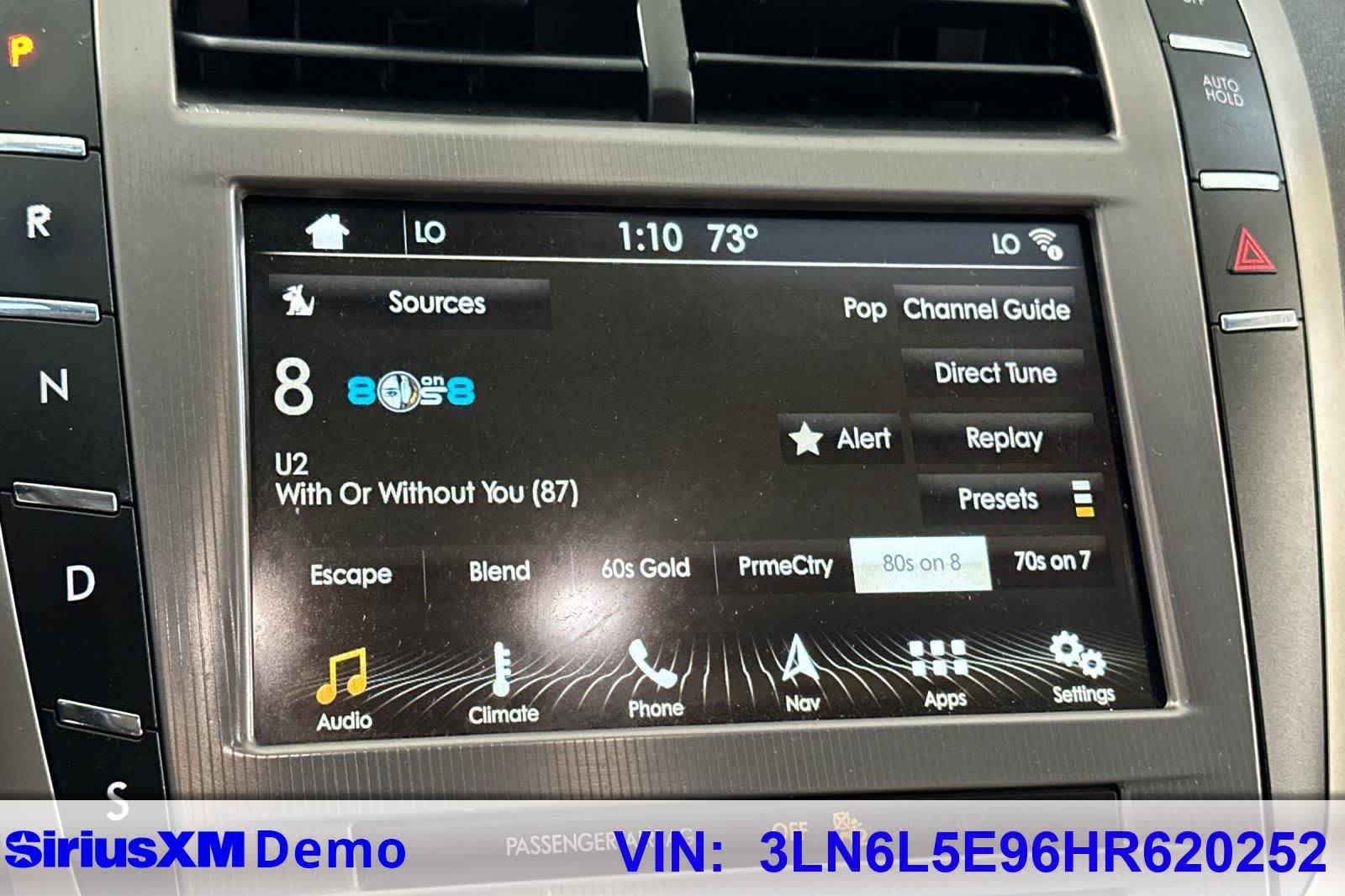 Used 2017 Lincoln MKZ Reserve FWD image 35