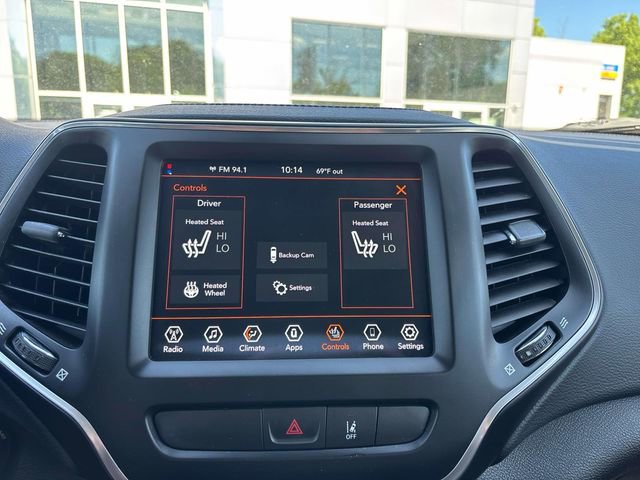 Used 2022 Jeep Cherokee Latitude AWD/4WD image 21