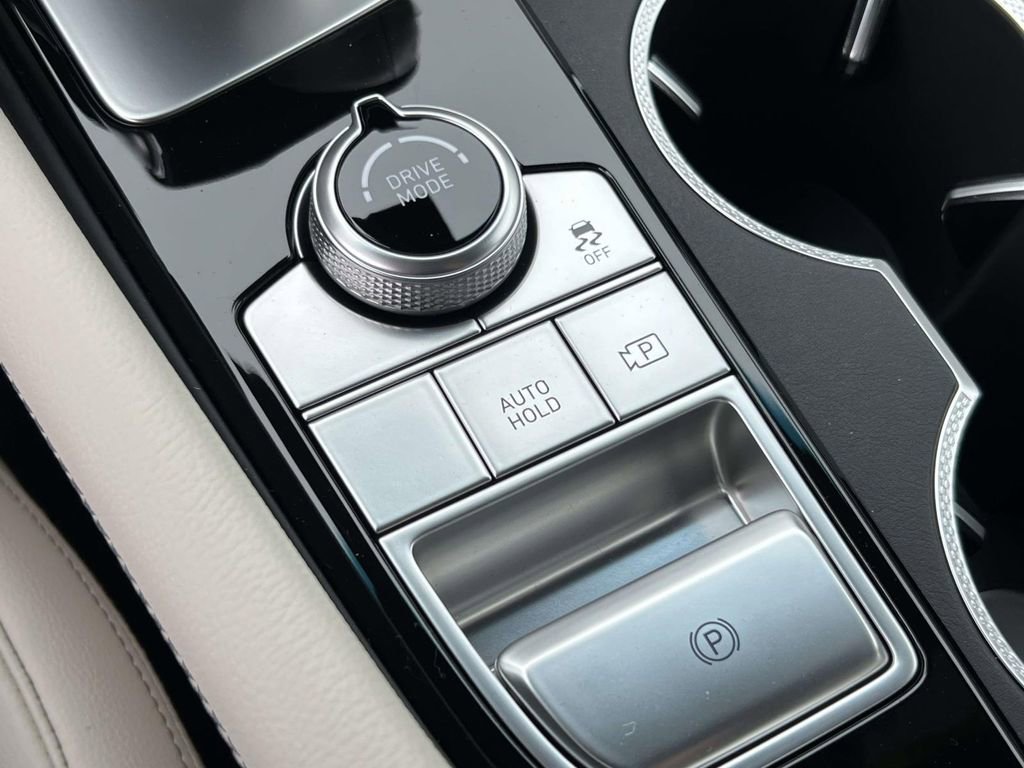 New 2026 Genesis G70 2.5T image 12