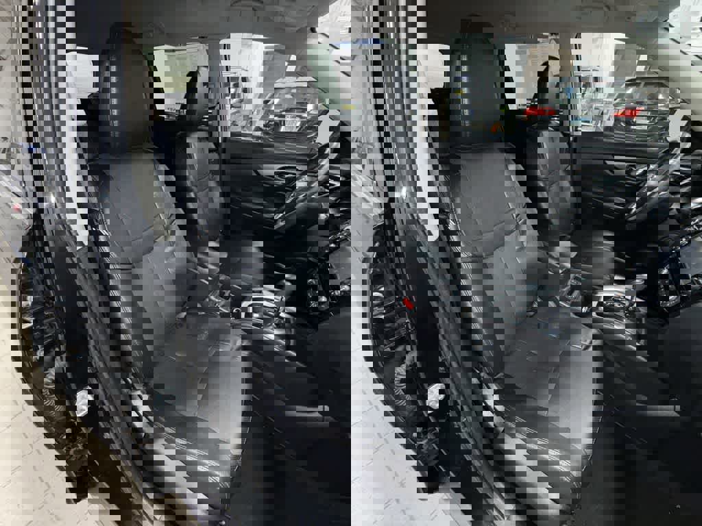 Used 2016 Nissan Rogue SL image 16