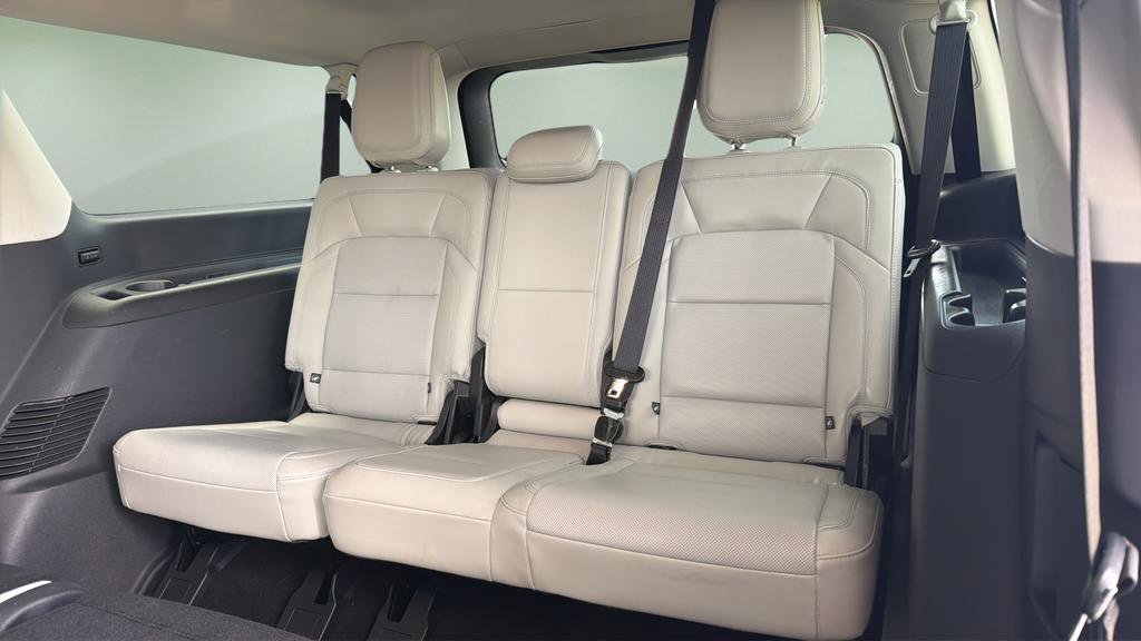 Used 2025 Lincoln Navigator Black Label image 21