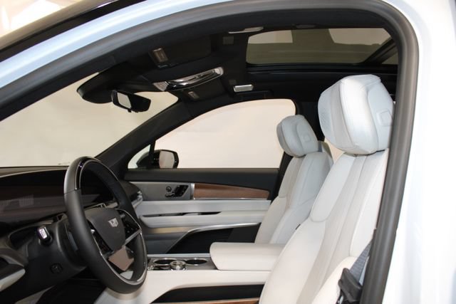 New 2027 Cadillac Vistiq Sport AWD/4WD image 5