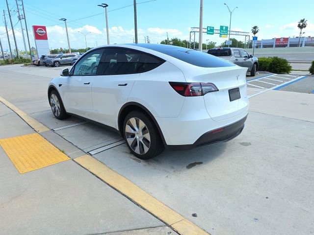 Used 2023 Tesla Model Y Long Range image 6