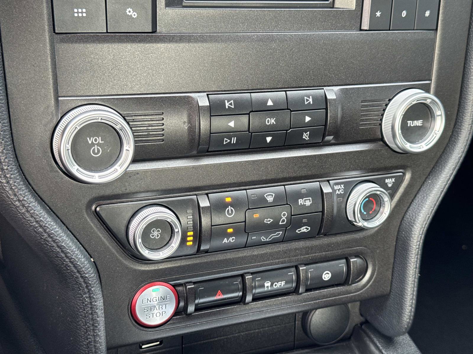 Used 2019 Ford Mustang Coupe image 15