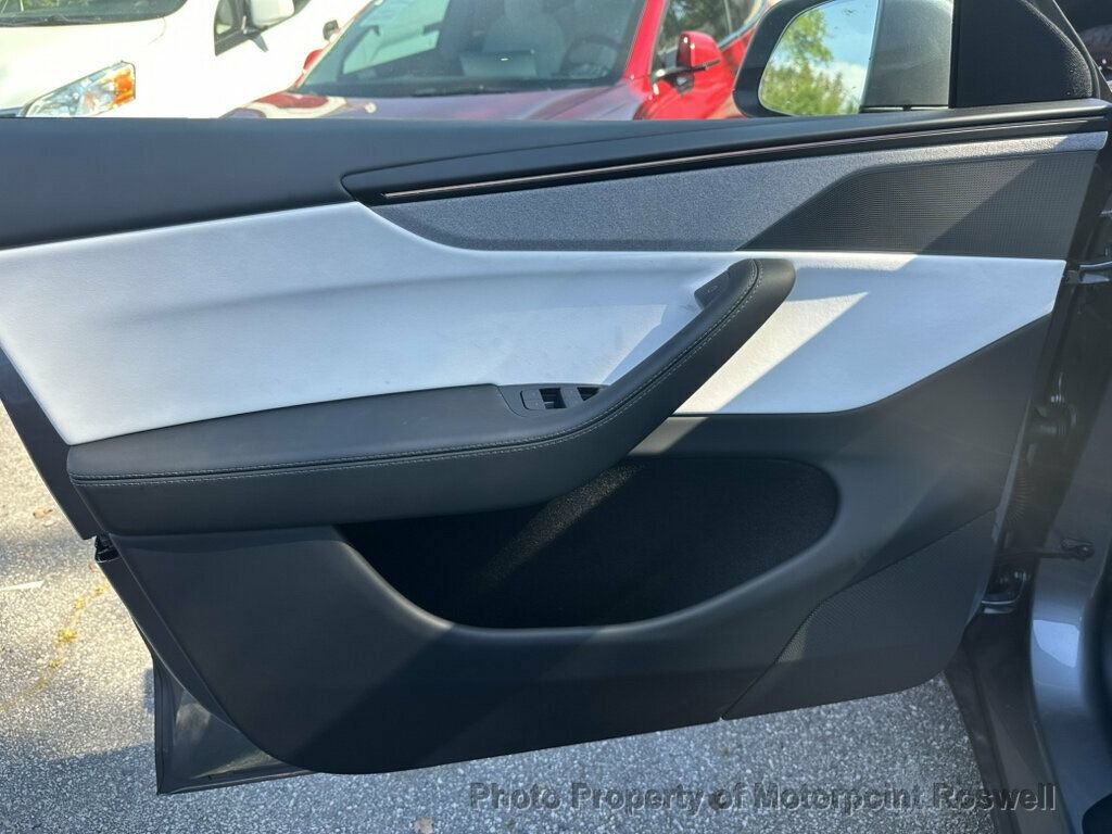 Used 2026 Tesla Model Y Long Range RWD image 26