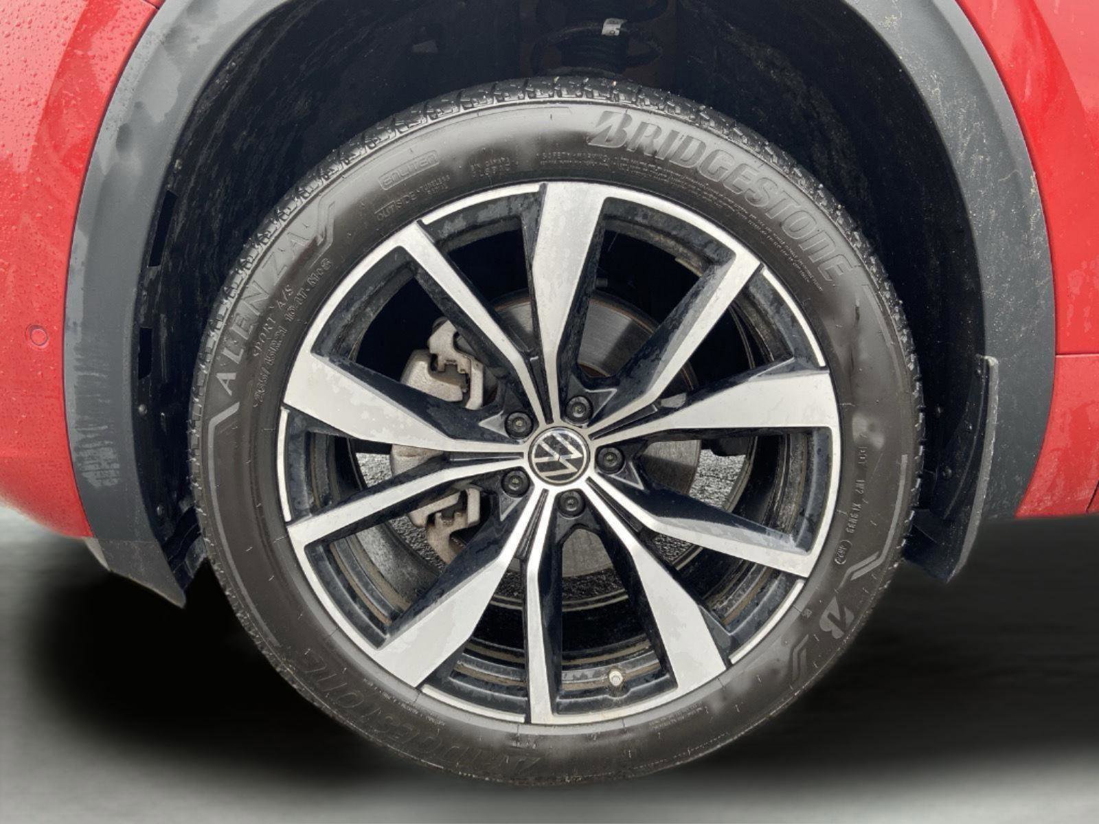 Used 2025 Volkswagen Atlas SEL Premium R-Line AWD/4WD image 37