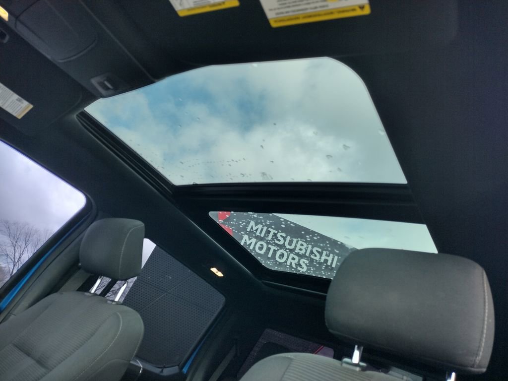 Used 2015 Ford F150 XLT w/ Equipment Group 302A Luxury image 5