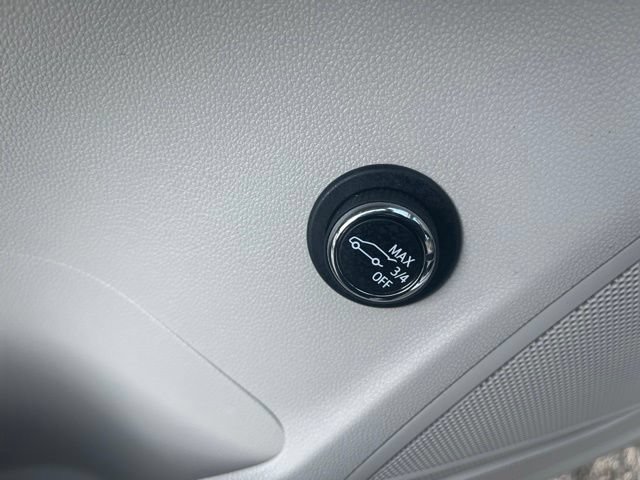 Used 2023 Buick Envision Preferred AWD/4WD image 20