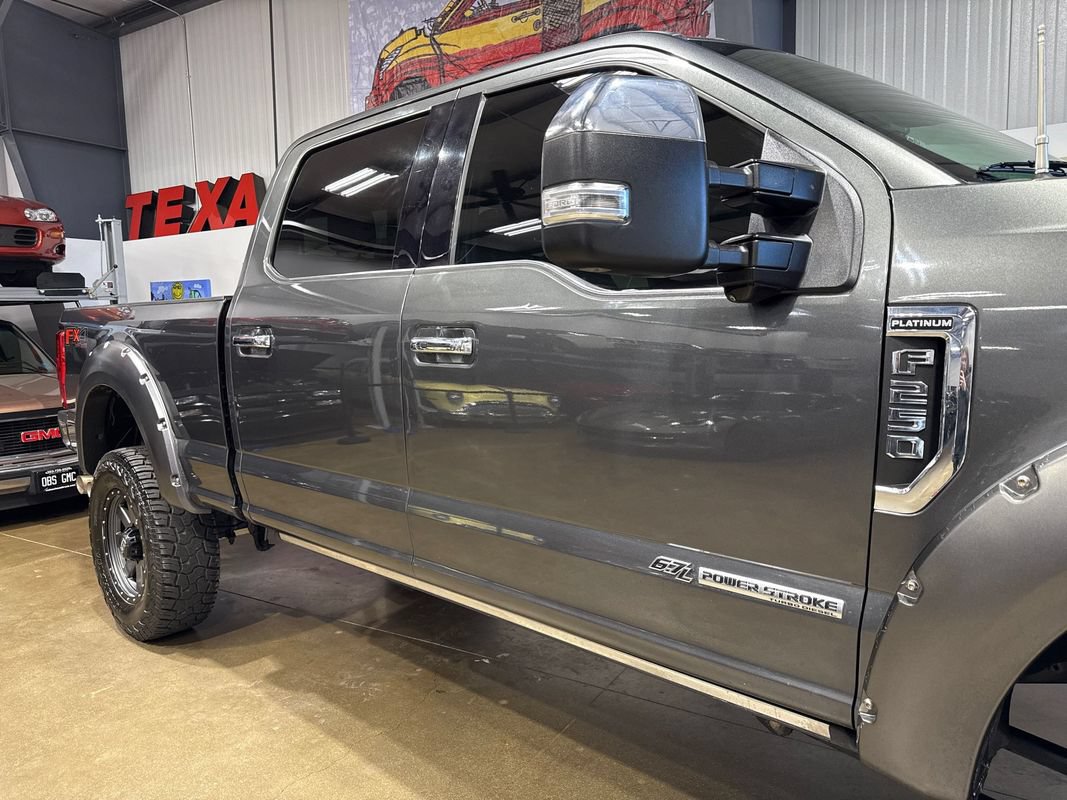Used 2017 Ford F250 Platinum w/ Platinum Ultimate Package AWD/4WD image 48