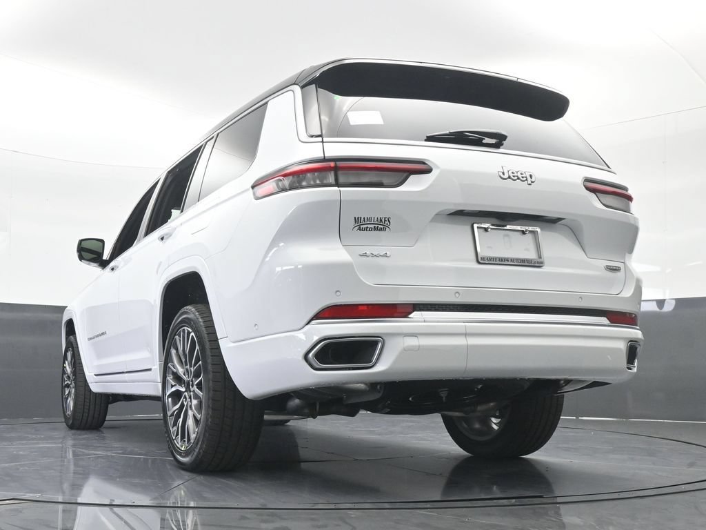 New 2025 Jeep Grand Cherokee L Summit AWD/4WD image 57