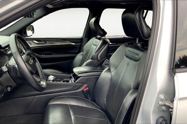 Used 2022 Jeep Grand Cherokee L Overland w/ Luxury Tech Group IV image 18