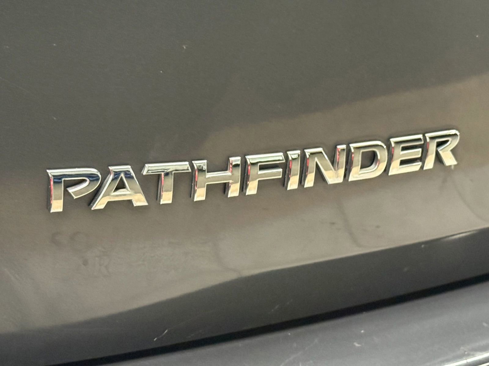 Used 2014 Nissan Pathfinder SV FWD image 13