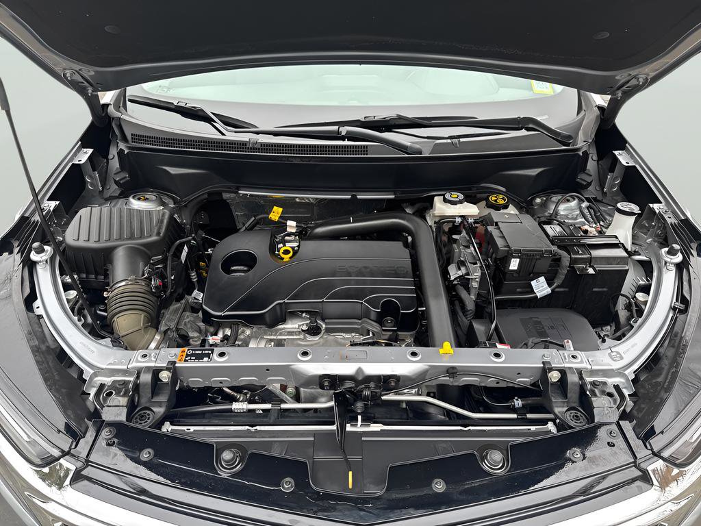Used 2023 Chevrolet Equinox Premier image 16