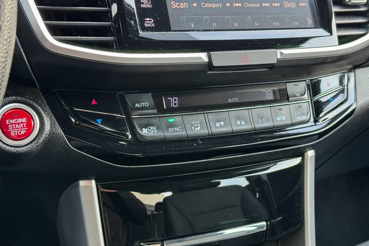 Used 2016 Honda Accord EX image 29