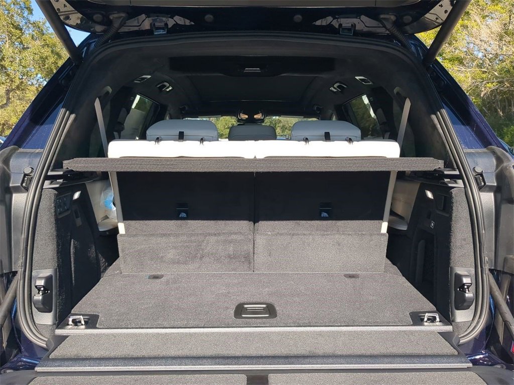 New 2026 BMW X7 xDrive40i w/ Executive Package image 13