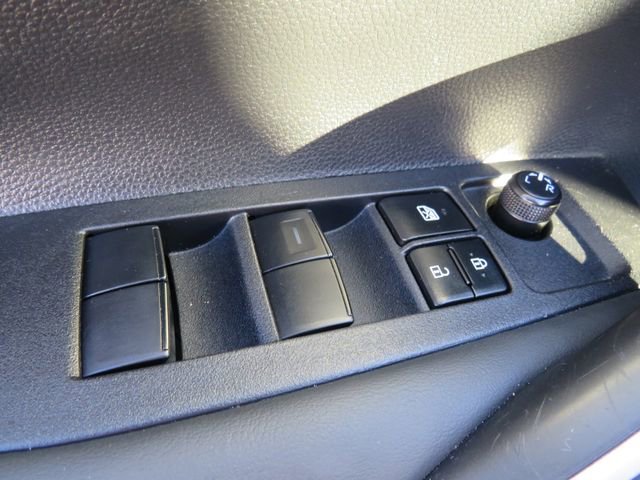 Certified 2025 Toyota Corolla SE w/ Convenience Package image 34