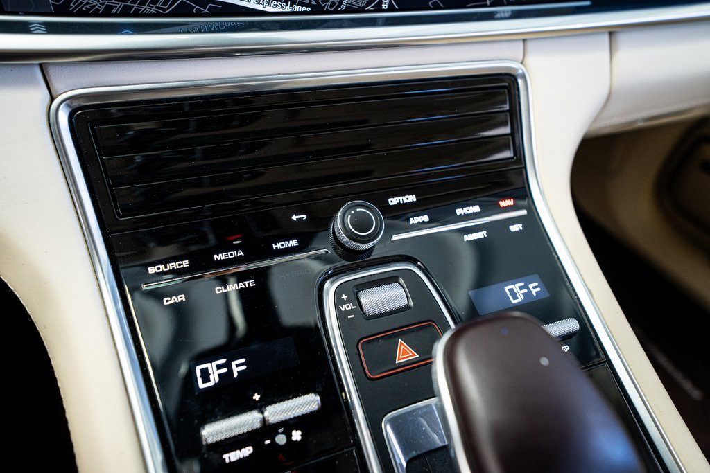 Used 2023 Porsche Panamera Platinum Edition image 49