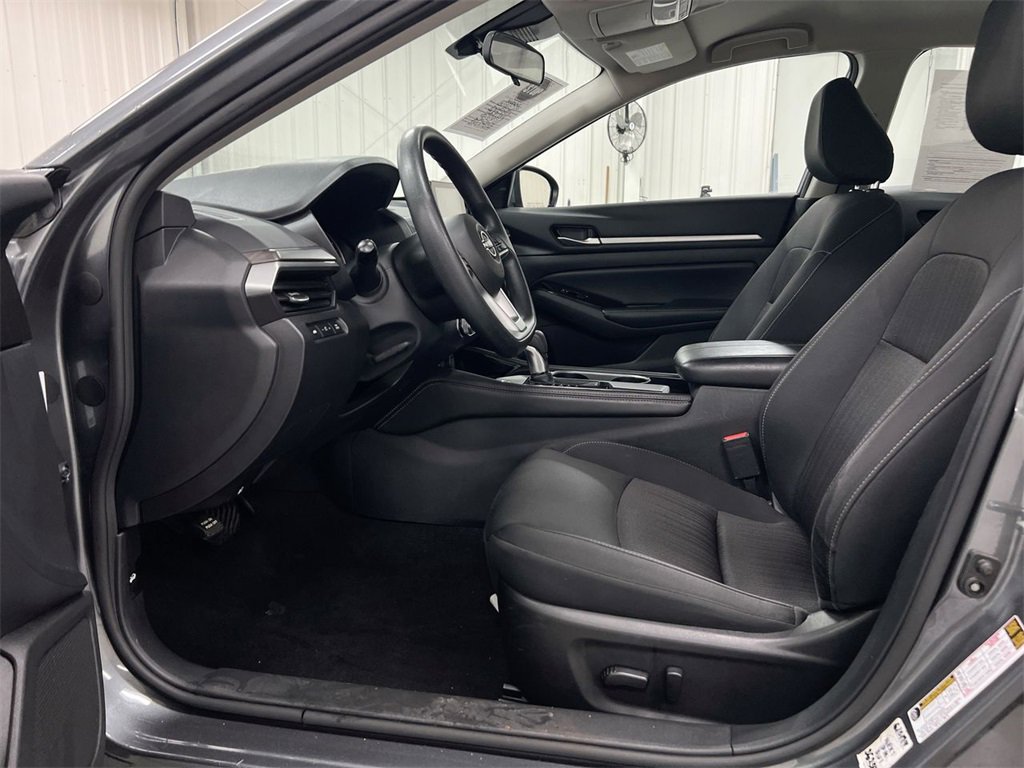 Used 2023 Nissan Altima 2.5 SV image 18