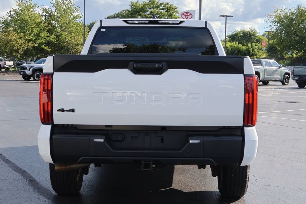 Used 2023 Toyota Tundra SR5 w/ SR5 Convenience Package AWD/4WD image 6