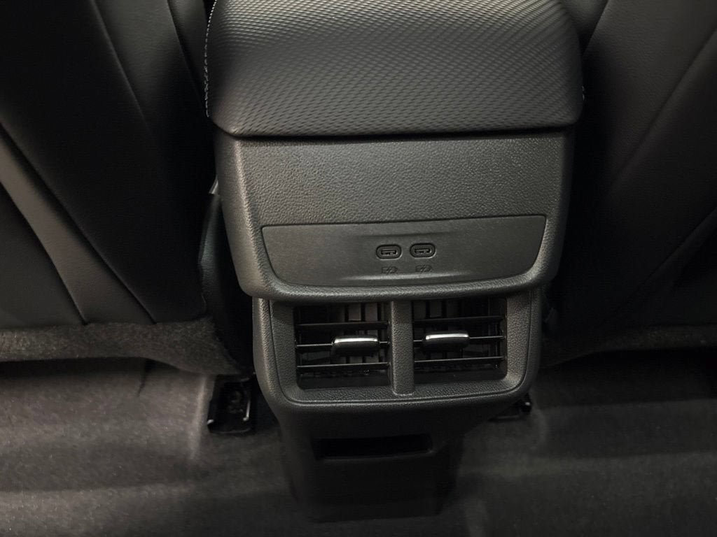 New 2027 Chevrolet Equinox LT w/ Convenience Package II AWD/4WD image 31