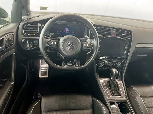 Used 2018 Volkswagen Golf R 4-Door AWD/4WD image 23