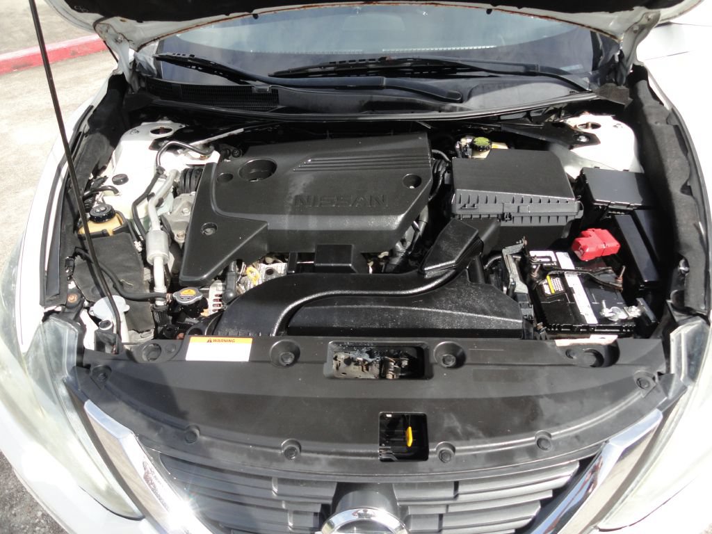 Used 2017 Nissan Altima 2.5 SV FWD image 25