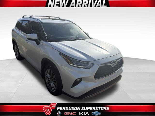 Used 2026 Toyota Highlander Platinum AWD/4WD 360° Tour