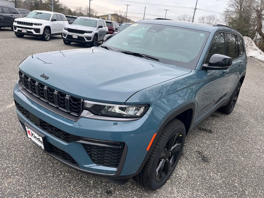 New 2026 Jeep Grand Cherokee L Limited w/ Limited Altitude Package image 4