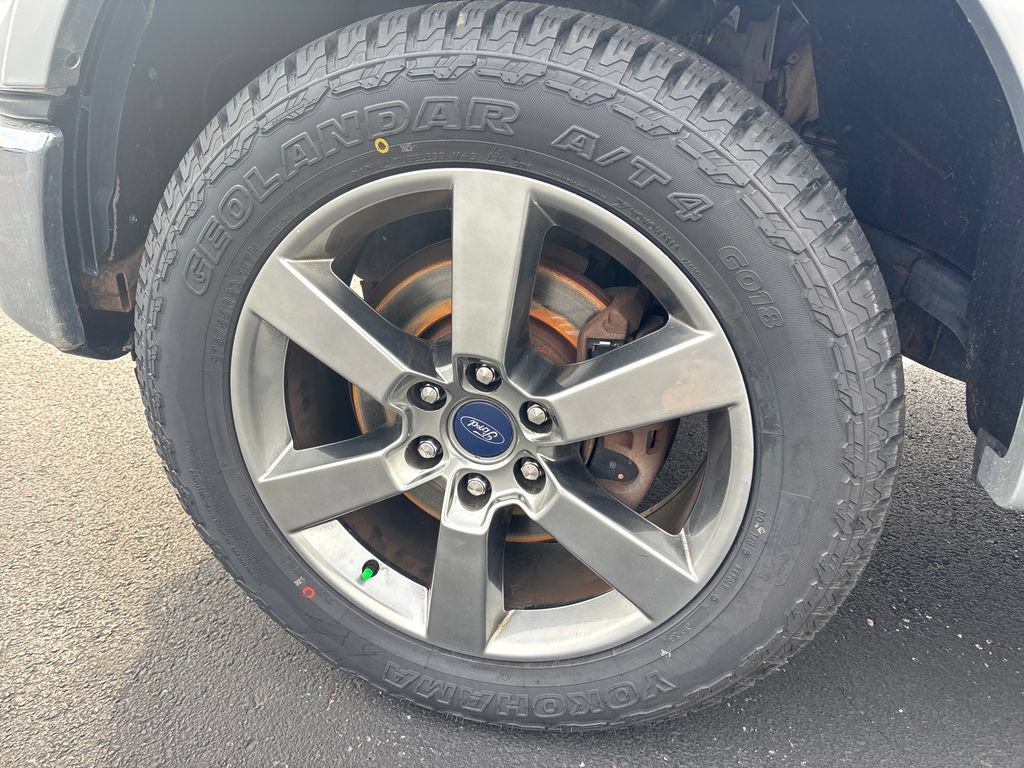 Used 2015 Ford F150 Lariat AWD/4WD image 27