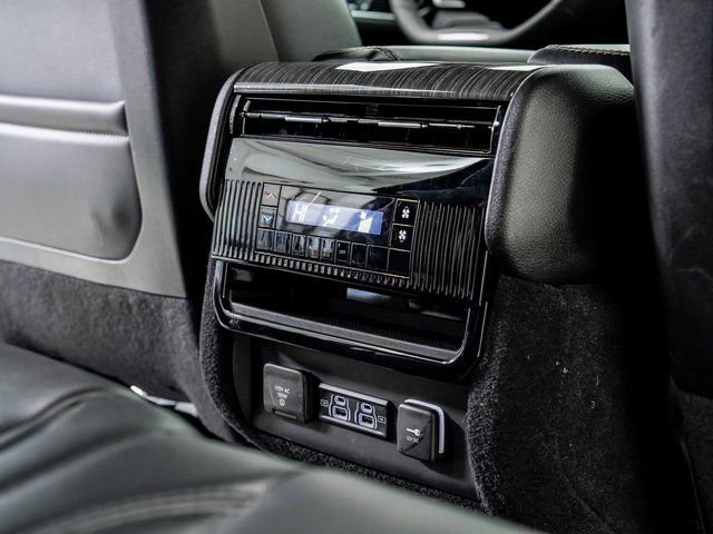 Used 2022 Jeep Wagoneer Series II image 23